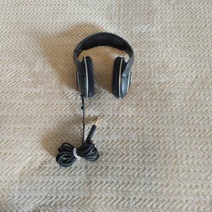 Sennheiser HD 559 Headphones - Color Black